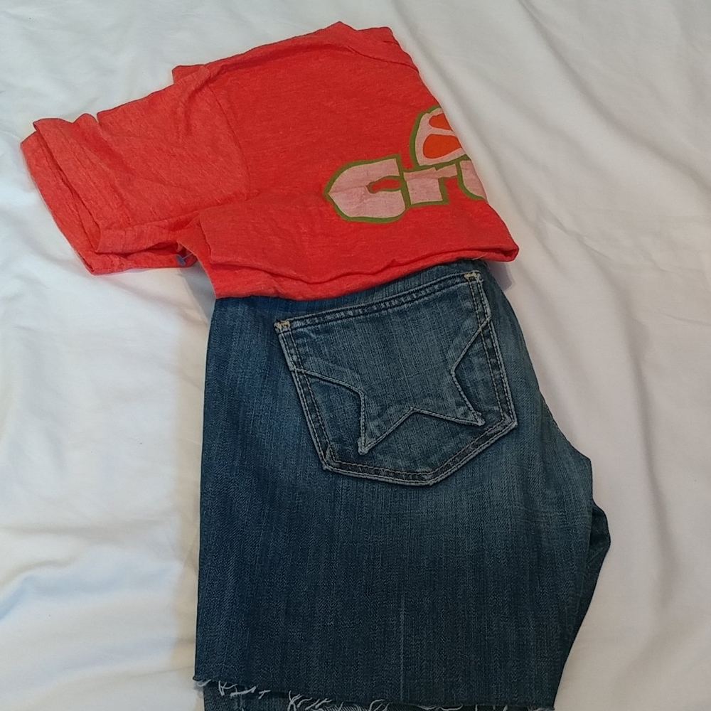 Jean Shorts - Picture 13 of 13